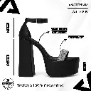 info versa - 2025-10-25T144547.286.webp