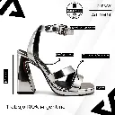 info versa - 2025-11-24T203803.460.webp